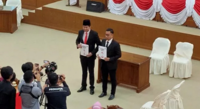 Dua Calon Wabup Muara Enim Ahmad Usmarwi Kaffah Dan Yudistira Syahputra Akan Dipilih oleh DPRD
