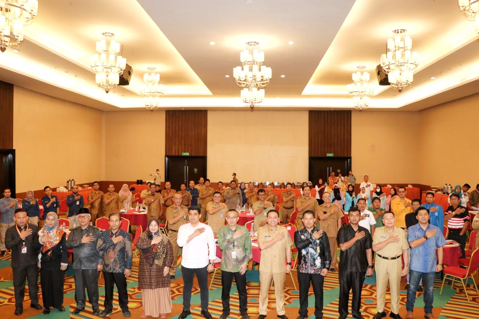 Pj. Bupati Ajak Masyarakat Kawal dan Sukseskan Pemilu 2024 Pj. Bupati Ajak Masyarakat Kawal dan Sukseskan Pemilu 2024