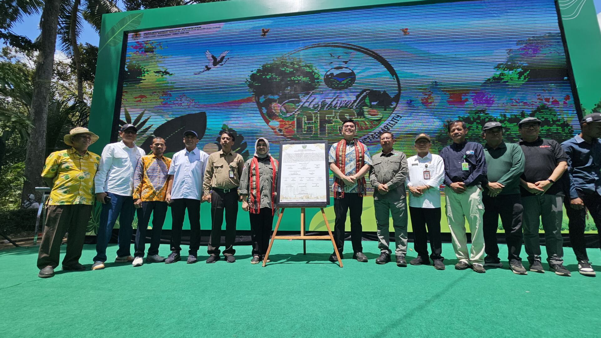 Penandatanganan Piagam Menoreh 4 Penandatanganan Piagam Menoreh 4